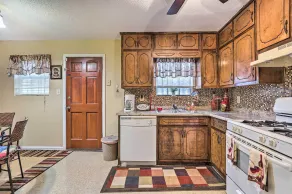 Family Home Near Panola Mountain State Park! - Innvendig