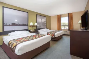 Super 8 by Wyndham Midland - Chambre