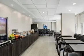 Fairfield Inn and Suites Chicago Downtown/ Magnificent Mile - Restaurant