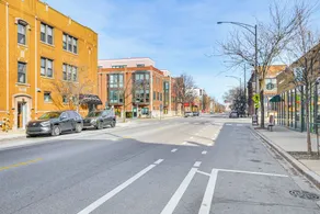 Walk to Blue Line: Sleek Apartment in Bucktown! - Interiør