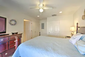 Brigantine Condo - Steps to the Ocean! - Interiör