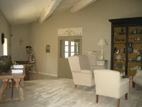 Hostellerie Le Roy Soleil - Entrada (vista interior)