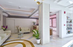 Leonidas Hotel & Apartments - Lobby