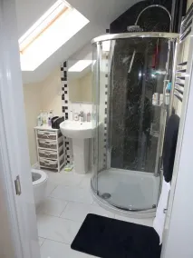 Oatlands Self Catering Lets - Badrum