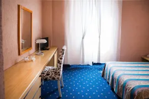Hotel Milano Pool & Garden - Zimmer