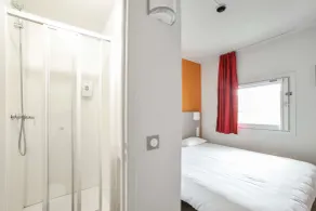 Premiere Classe Troyes Sud - Parc St Thibault - Salle de bain