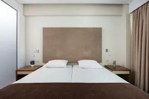Oktober Downtown Boutique Hotel - Chambre