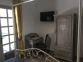 Le Mas de la Pinède - Habitación
