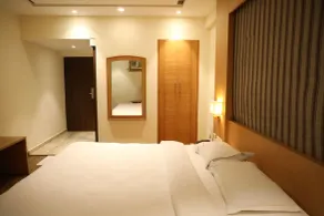 Mount Manor - Room