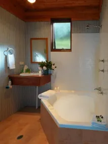 Cedar Creek Cottages - Baño