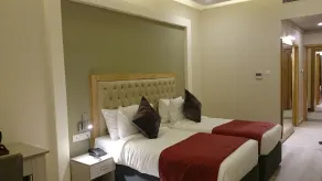 Mango Hotels Naveen - Chambre