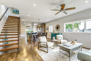 Near Solomons Island Boardwalk: Home w/ Hot Tub! - Innvendig
