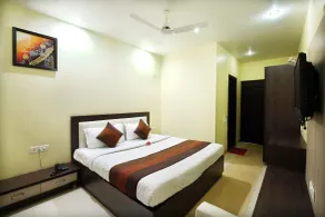 Hotel O by OYO MM Yellowuds - Room