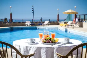Hotel Esmeralda Maris by LIVVO - Pool
