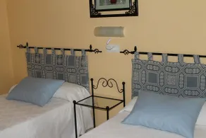 Hostal Miramar - Chambre