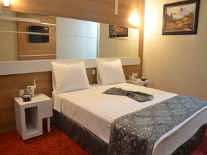 Emin Otel - Quarto