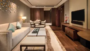 HUALUXE Xiamen Haicang Habour View - Room