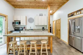 Hot Tub & Game Room: Lakefront Merrifield Retreat! - Interior