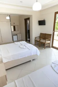 Gokcen Hotel & Apartments - Room
