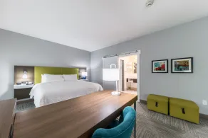 Hampton Inn & Suites Tulsa-Woodland Hills 71st-Memorial - Room
