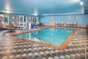 Holiday Inn Express Hotel & Suites Urbana-Champaign-U of I Area by IHG - Pool