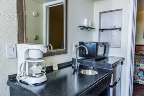 Crusader Oceanfront Resort - Chambre