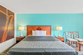 Moonlight Inn Hotel O Hattiesburg, MS - Room