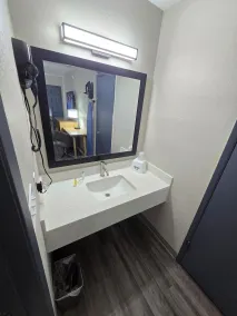 Days Inn by Wyndham Wichita Falls - Salle de bain