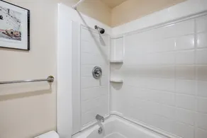 09SLL - Convenient - Inexpensive -  Sleeps 2 - Badezimmer