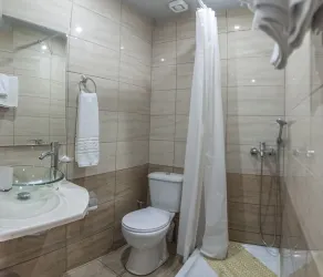 Elikon - Bathroom