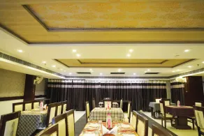 Goyal Hoteliers - The Hotel Samovar - Restaurant