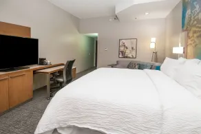 Courtyard by Marriott Bentonville - Værelse