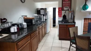 Econo Lodge Glade Springs I-81 - Lobby