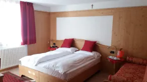 Alps Oriental Wellness HOTEL - Zimmer