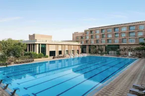 Ramada by Wyndham Ahmedabad Narendra Modi Stadium Motera - Pool