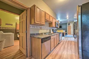 Winter Sports Haven! Ranch Near Hartwick Pines - Innvendig