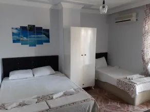 Shadow Hotel - Room