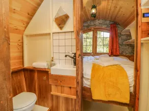 The Wagon at Burrow Hill - Room