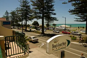 Beachfront Motel - Vue de la chambre