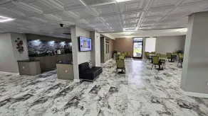 Best Western Hopkinsville KY - BRAND NEW ROOMS - Hall