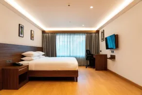 Rae by Tamara Guruvayur - Formerly Lilac Guruvayur - Chambre