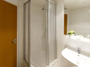 Hotel NEAR BY - Salle de bain