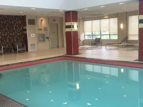 Bombay Suites Mississauga - Pool