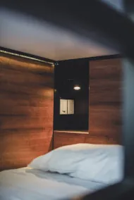 Spotty Hotels - Room