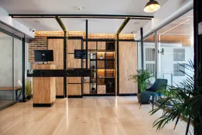 Athens Studios - Réception