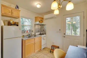 2 Mi to South Boston Speedway: Cozy Tiny Home! - Innenbereich