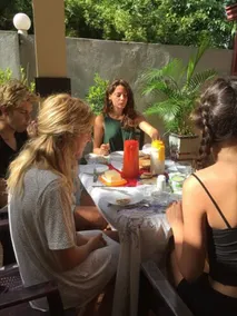 Vero Homestay Galle- Your Home Away From Home! - Spisning på værelset
