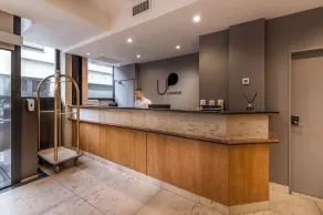 River Hotel - Recepción