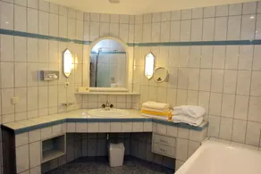 Brugger's Genießerhotel Lanersbacherhof - Badrum