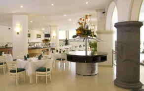 Excelaris Grand Resort Conventions & Spa - Restaurant